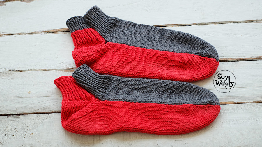 calcetines medias faciles tejidos en dos agujas palillos palitos tricot
