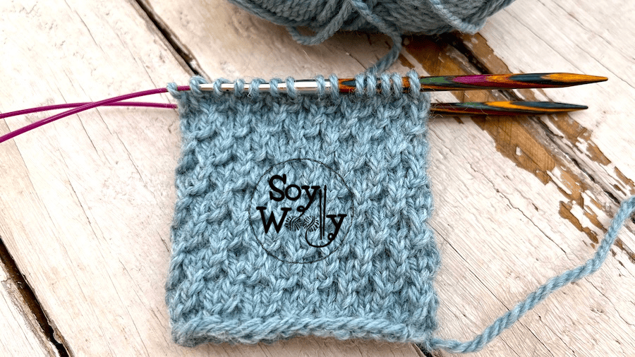 Punto Diamantes tejido en redondo con agujas circulares. Soy Woolly